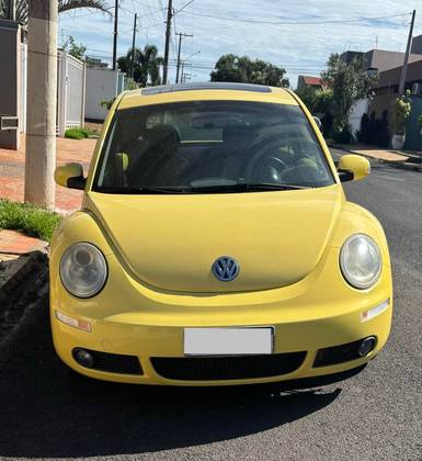VOLKSWAGEN NEW BEETLE 2.0 MI 8V GASOLINA 2P AUTOMÁTICO VOLKSWAGEN NEW BEETLE 2.0 MI 8V GASOLINA 2P AUTOMÁTICO